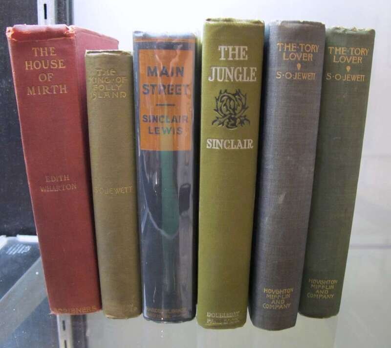 6 vols. Lot 933