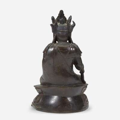 ☆アンティーク？　銅像　2体 A large gilt-bronze figure of Weituo, Ming dynasty | 明 銅鎏