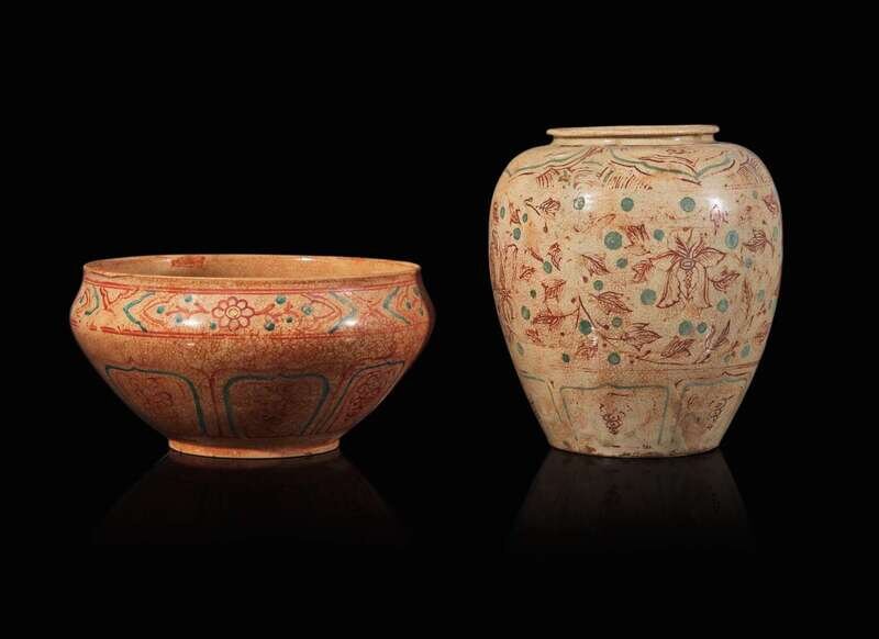 A Vietnamese polychromed ceramic jar and a bowl, Le So