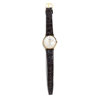 VULCAIN, 14K YELLOW GOLD WATCH Lot 126